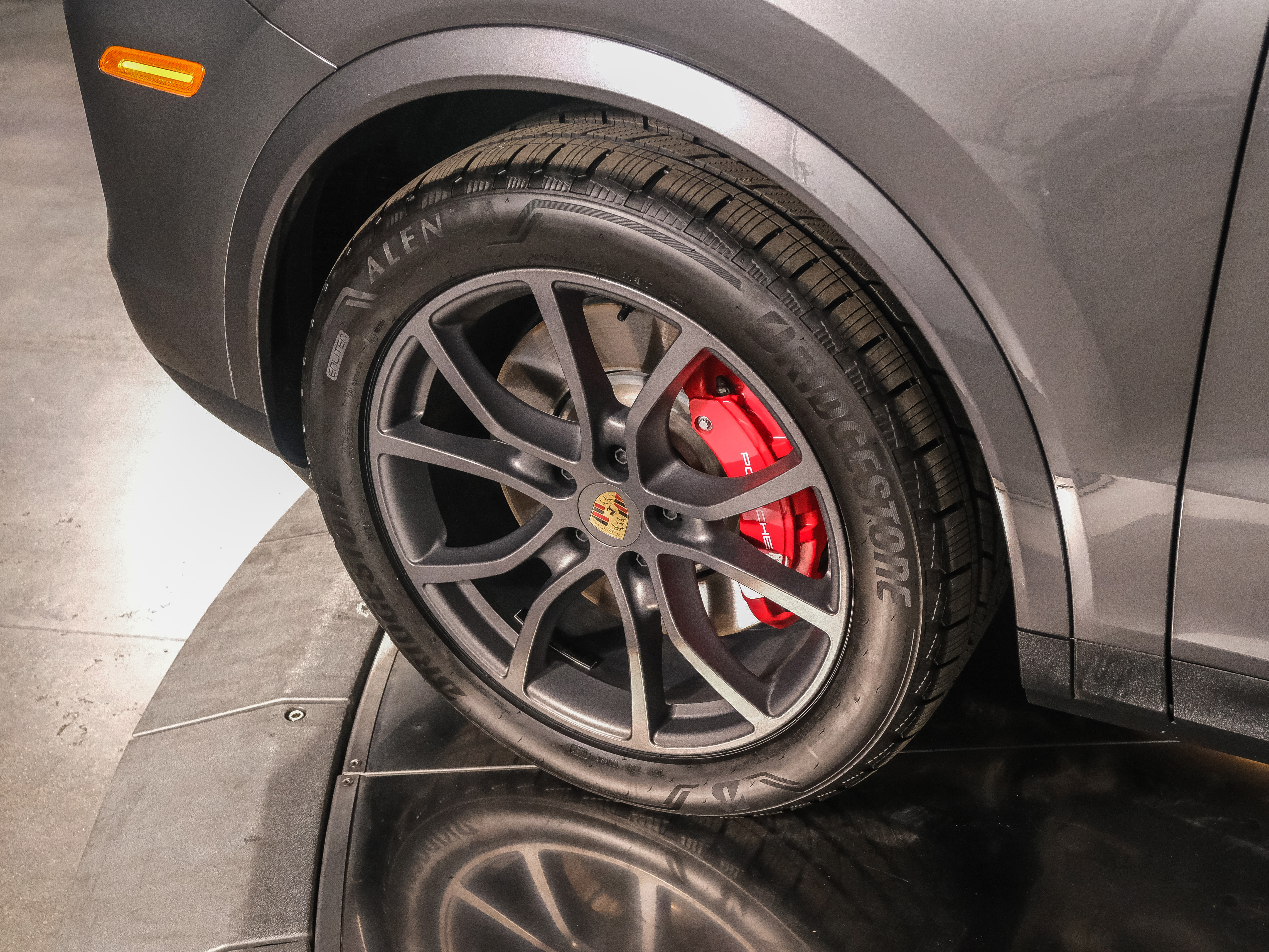 2024 Porsche Cayenne Coupe S photo 15