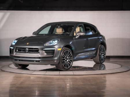2025 Porsche Macan T