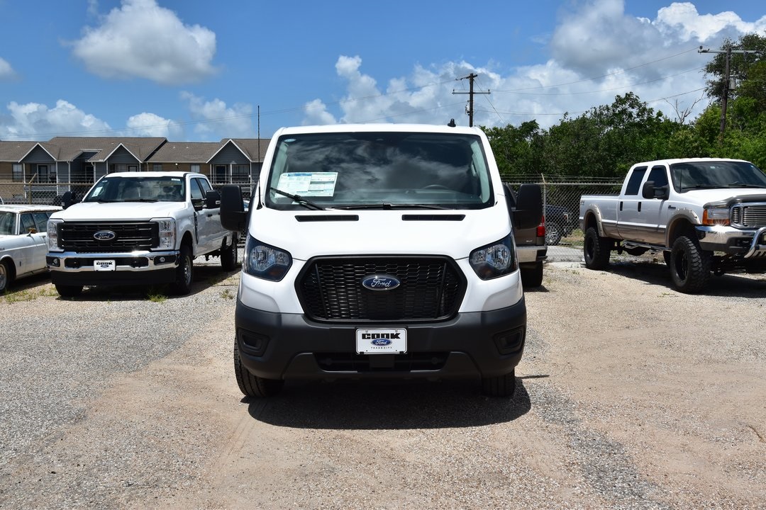 2025 Ford Transit photo 2