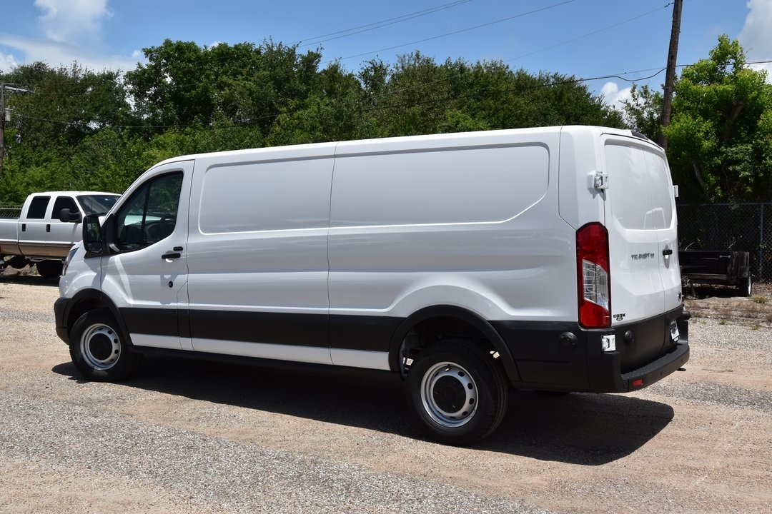 2025 Ford Transit photo 4
