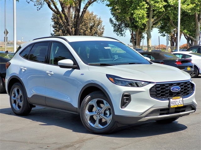 2025 Ford Escape Hybrid ST-Line Select