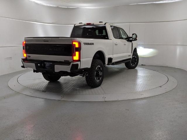 2025 Ford F-250 Platinum photo 3