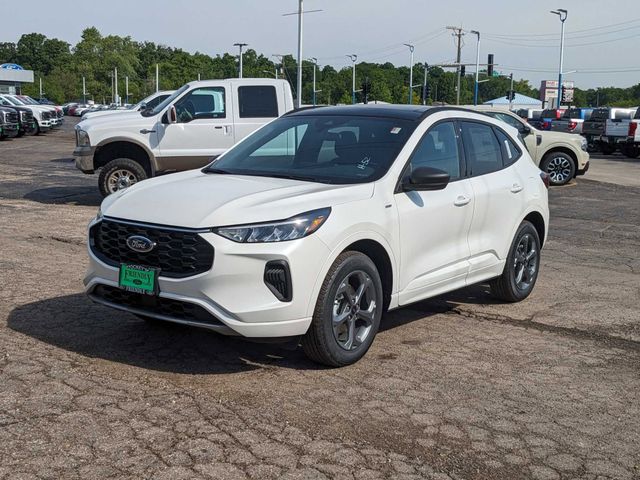 2024 Ford Escape ST-Line photo 6