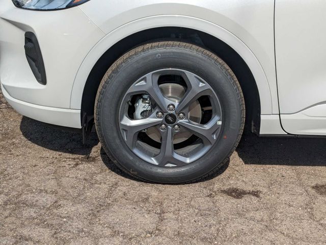2024 Ford Escape ST-Line photo 8