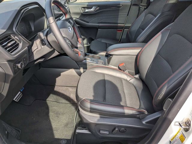 2024 Ford Escape ST-Line photo 10