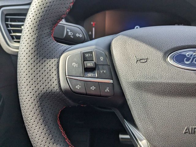 2024 Ford Escape ST-Line photo 14