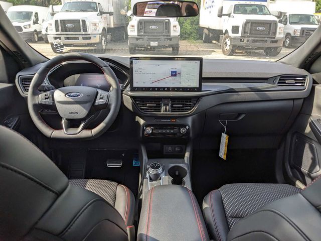 2024 Ford Escape ST-Line photo 21