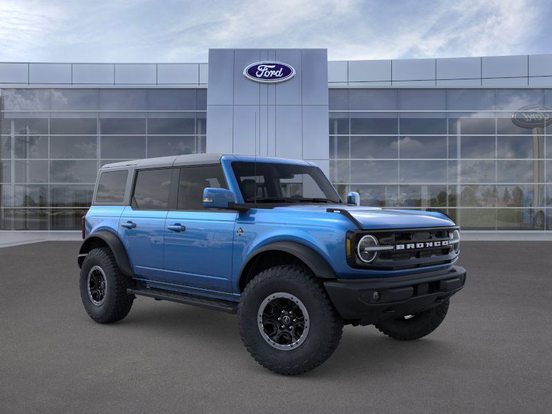 2024 Ford Bronco Outer Banks photo 7