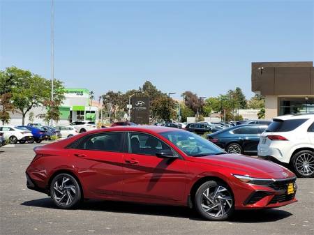 2025 Hyundai Elantra SEL Sport