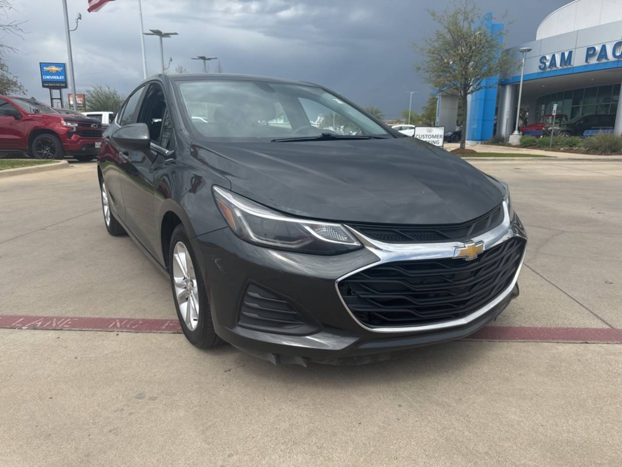 Used 2019 Chevrolet Cruze LT with VIN 3G1BE6SM9KS546202 for sale in Carrollton, TX