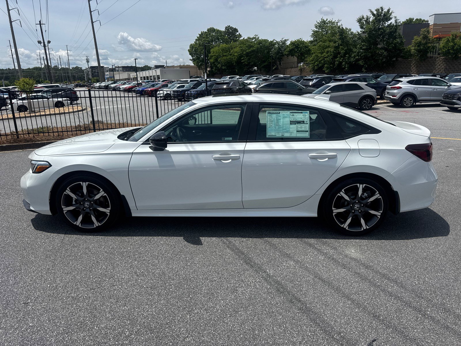 2025 Honda Civic Hybrid Sport Touring photo 4