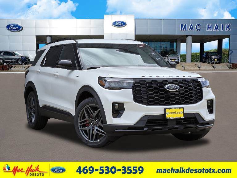2025 Ford Explorer ST-Line