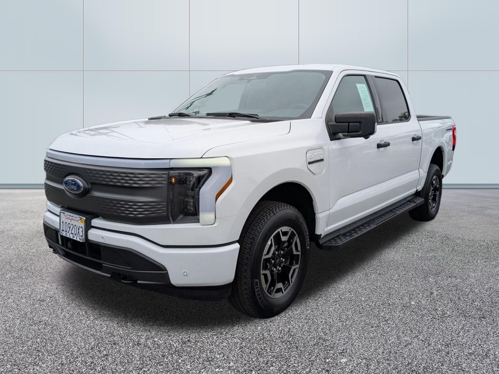 2023 Ford F-150 Lightning XLT
