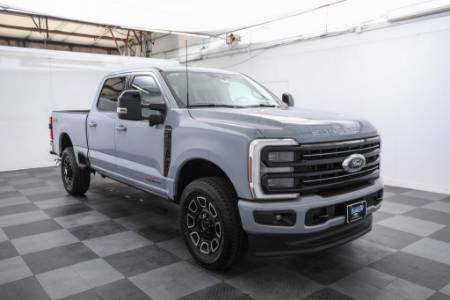 2025 Ford Super Duty F-250 SRW Platinum