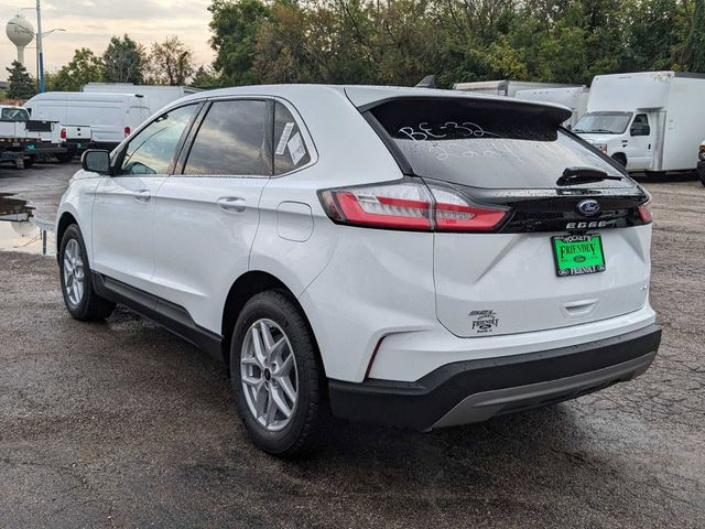 2024 Ford Edge SEL photo 5