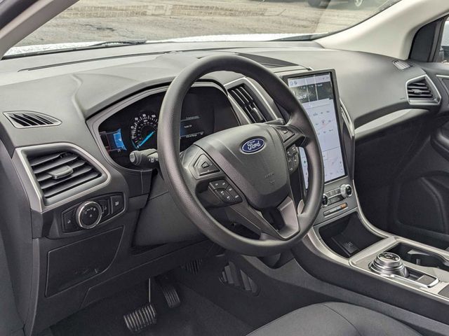 2024 Ford Edge SEL photo 10