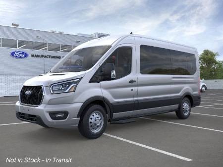 2025 Ford Transit Passenger Wagon XLT
