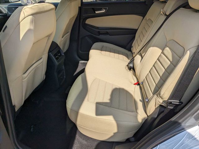 2024 Ford Edge SE photo 19