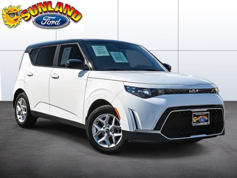 2024 Kia Soul S