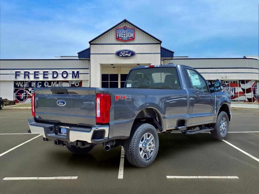 2025 Ford F-350 photo 7