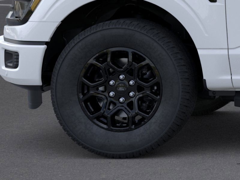 2025 Ford F-150 XLT photo 3