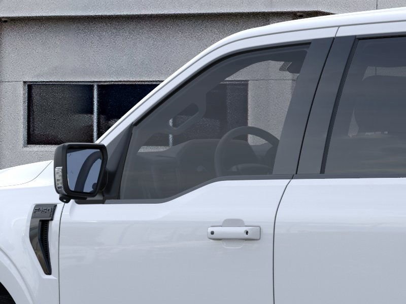 2025 Ford F-150 XLT photo 4