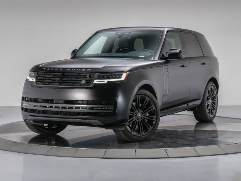 2025 Land Rover Range Rover P530 SE