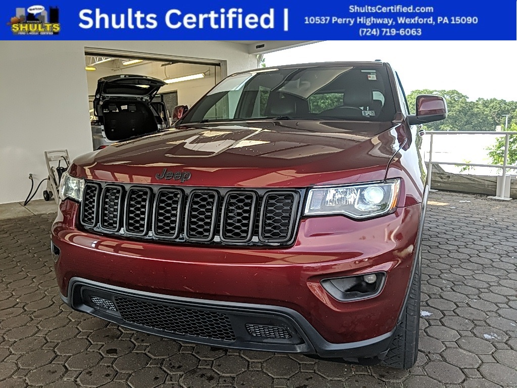 Used 2018 Jeep Grand Cherokee Laredo E