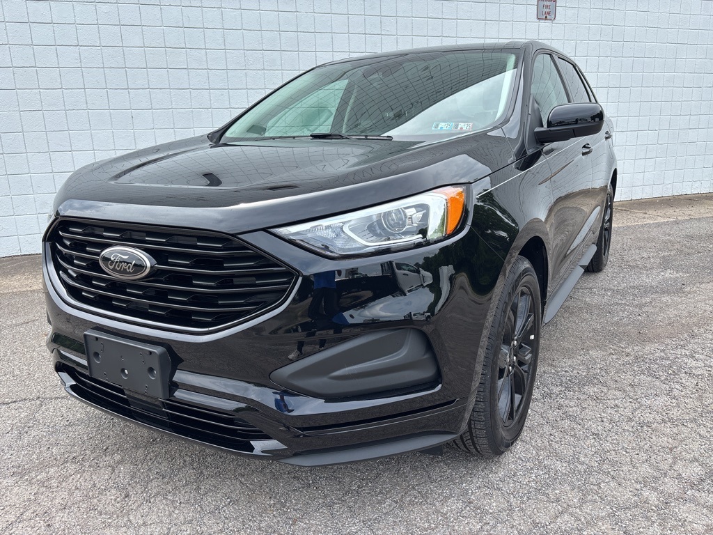 New 2024 Ford Edge SE