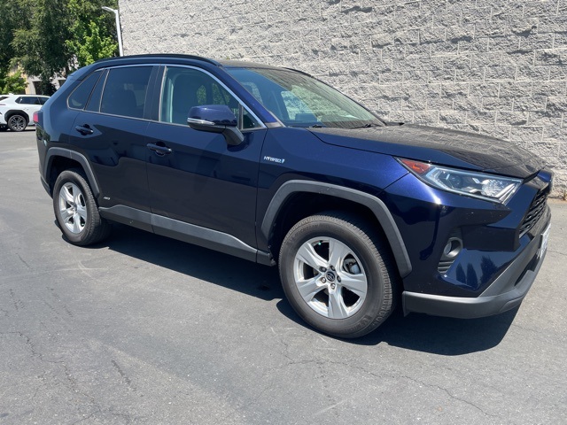 2020 Toyota RAV4 Hybrid XLE