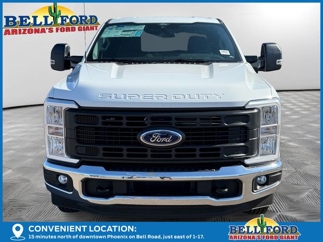 2025 Ford F-250 photo 2