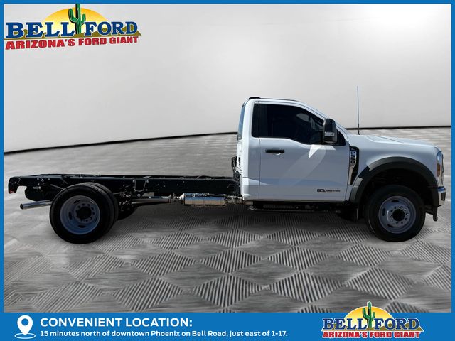2025 Ford F-550 photo 3