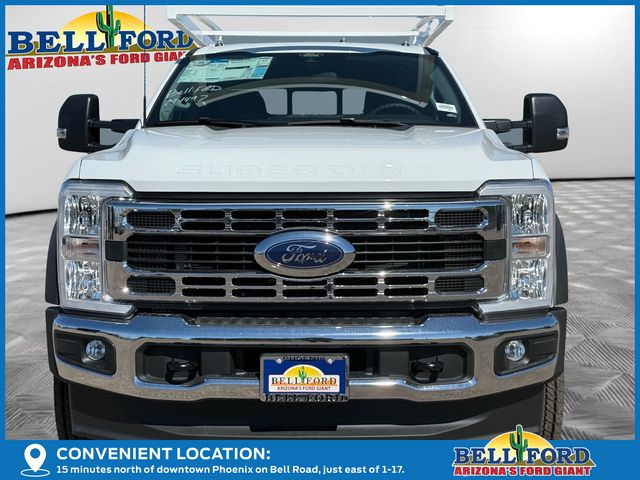 2025 Ford F-550 photo 2