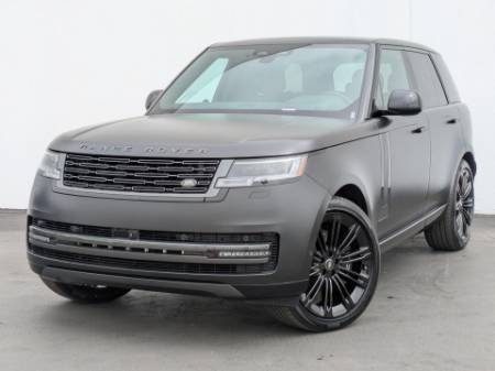 2025 Land Rover Range Rover P530 SE