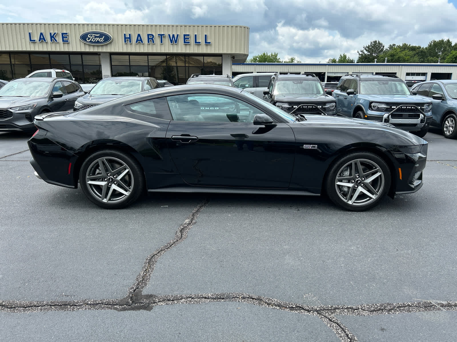 2025 Ford Mustang GT Premium photo 23