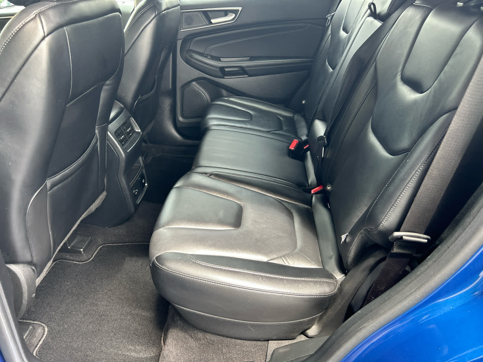 2022 Ford Edge Titanium photo 20