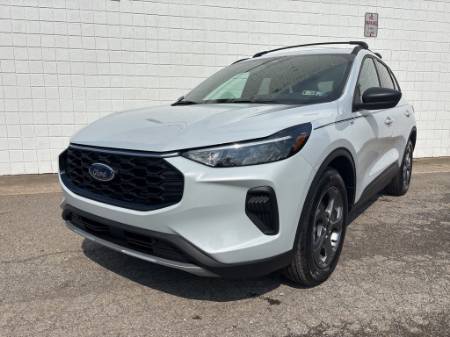 2025 Ford Escape Hybrid ST-Line