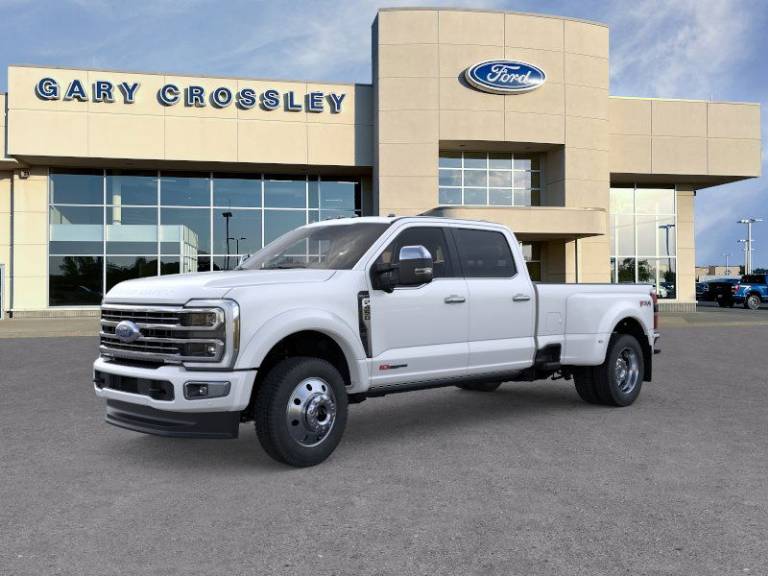 2025 Ford Super Duty F-450 DRW Platinum