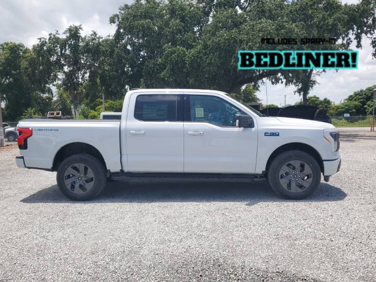 2025 Ford F-150 Lightning Flash