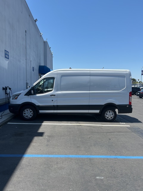 2022 Ford E-Transit-350 Base