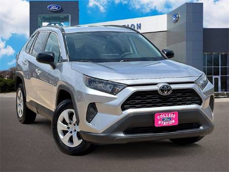 2020 Toyota RAV4 LE
