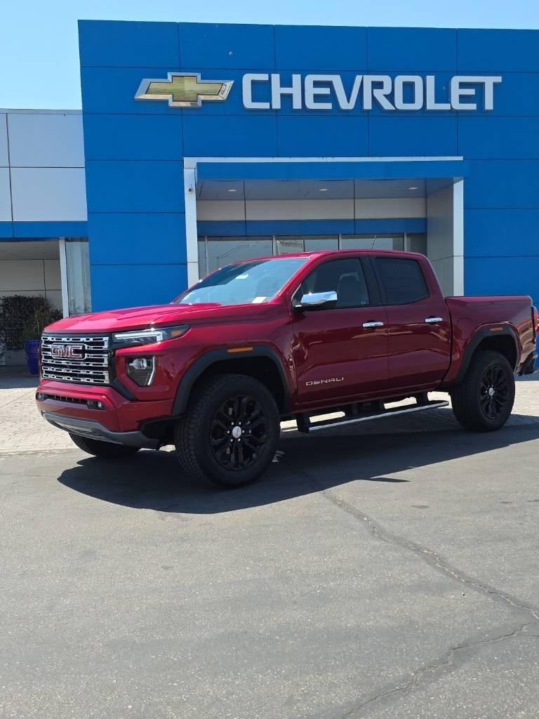 2025 GMC Canyon Denali