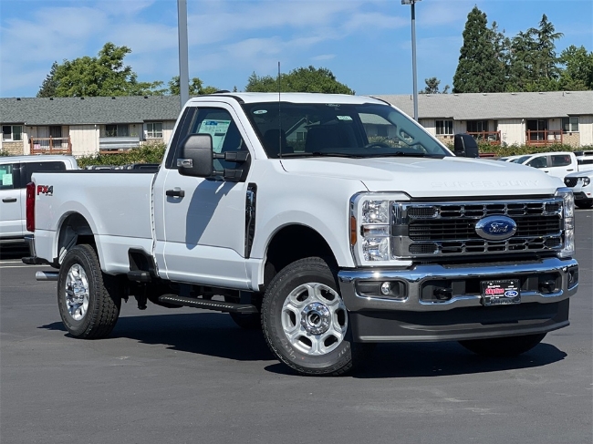 2025 Ford F-350SD XLT