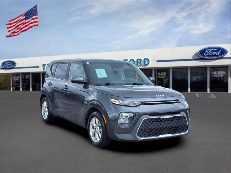 2022 Kia Soul LX