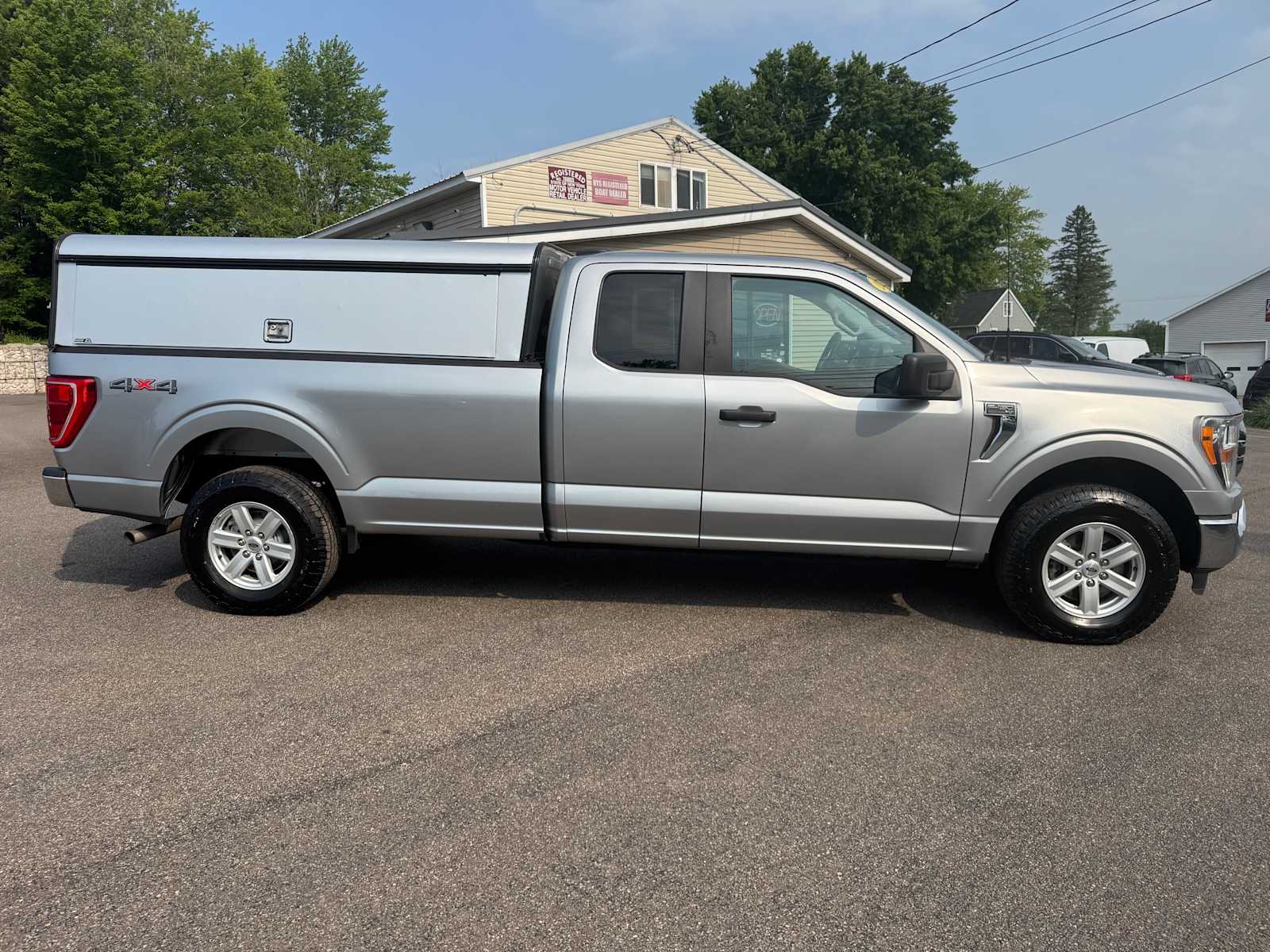 2022 Ford F-150 XLT photo 2