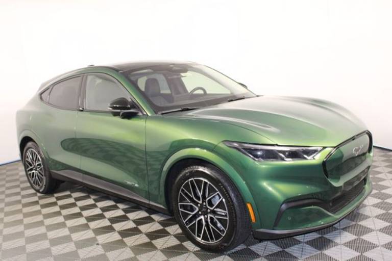 2025 Ford Mustang Mach-E Premium
