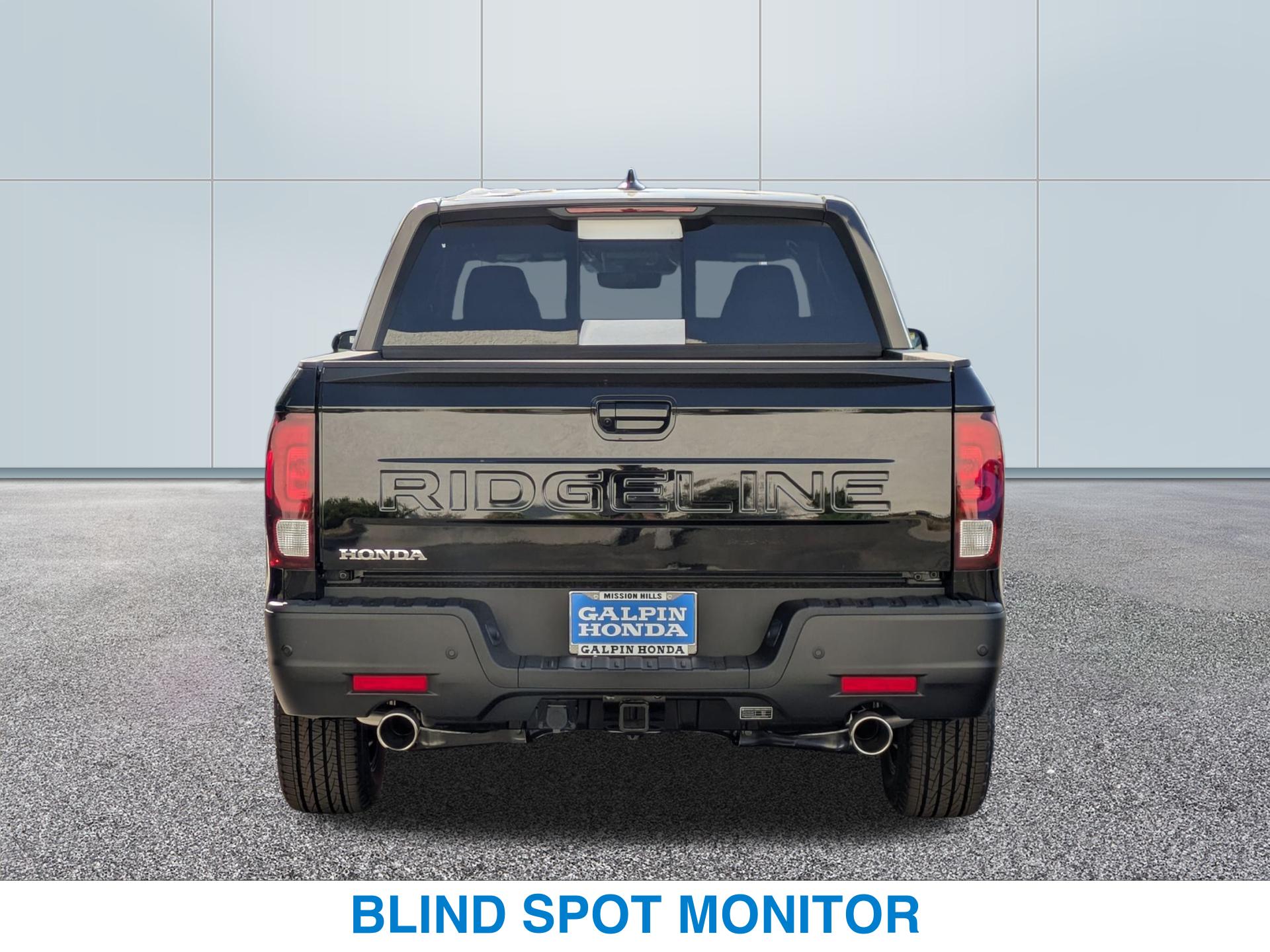 2025 Honda Ridgeline Black Edition photo 6