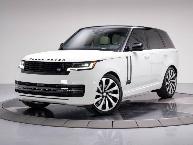 2025 Land Rover Range Rover P530 SE