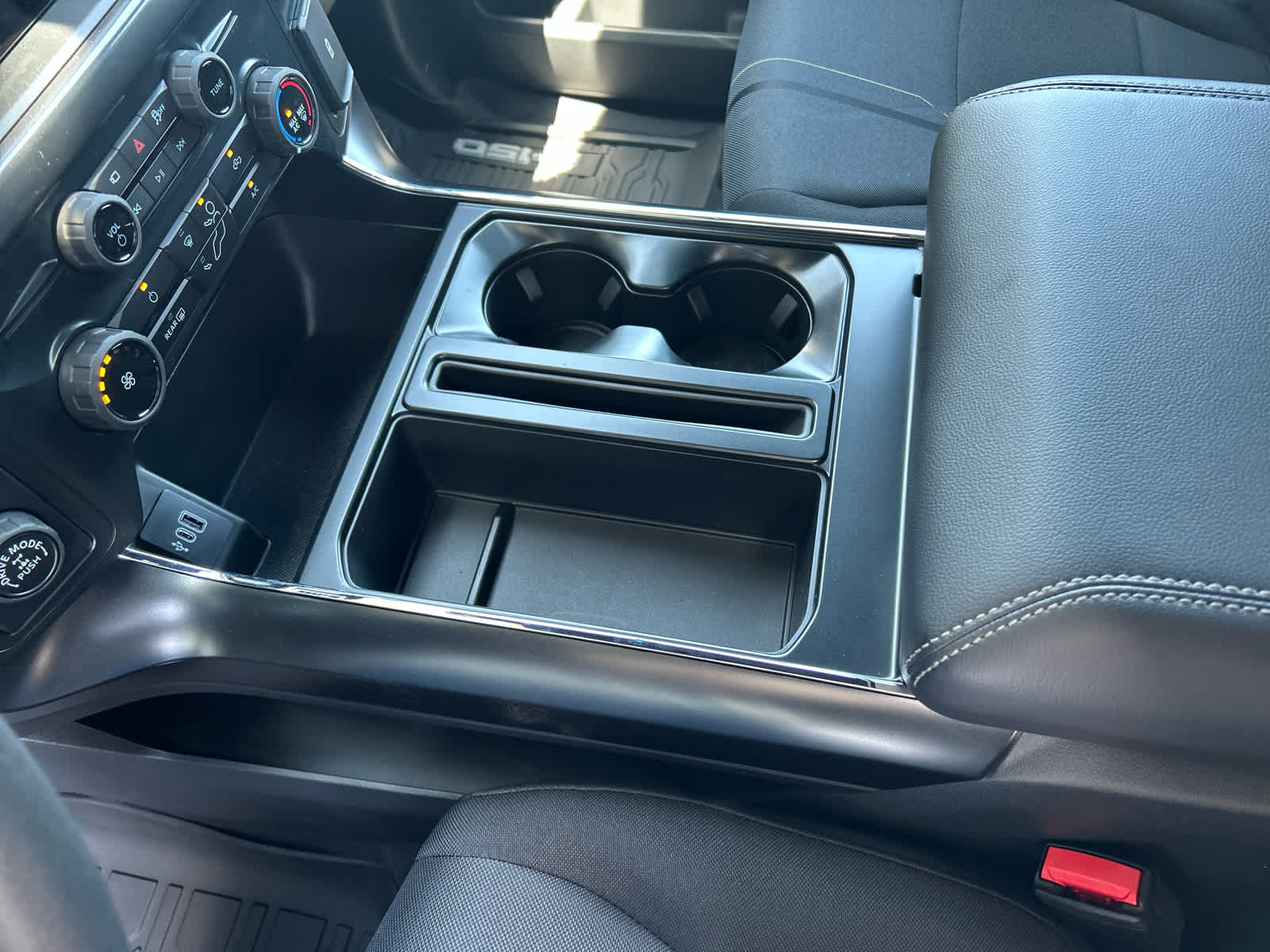 2025 Ford F-150 STX photo 15