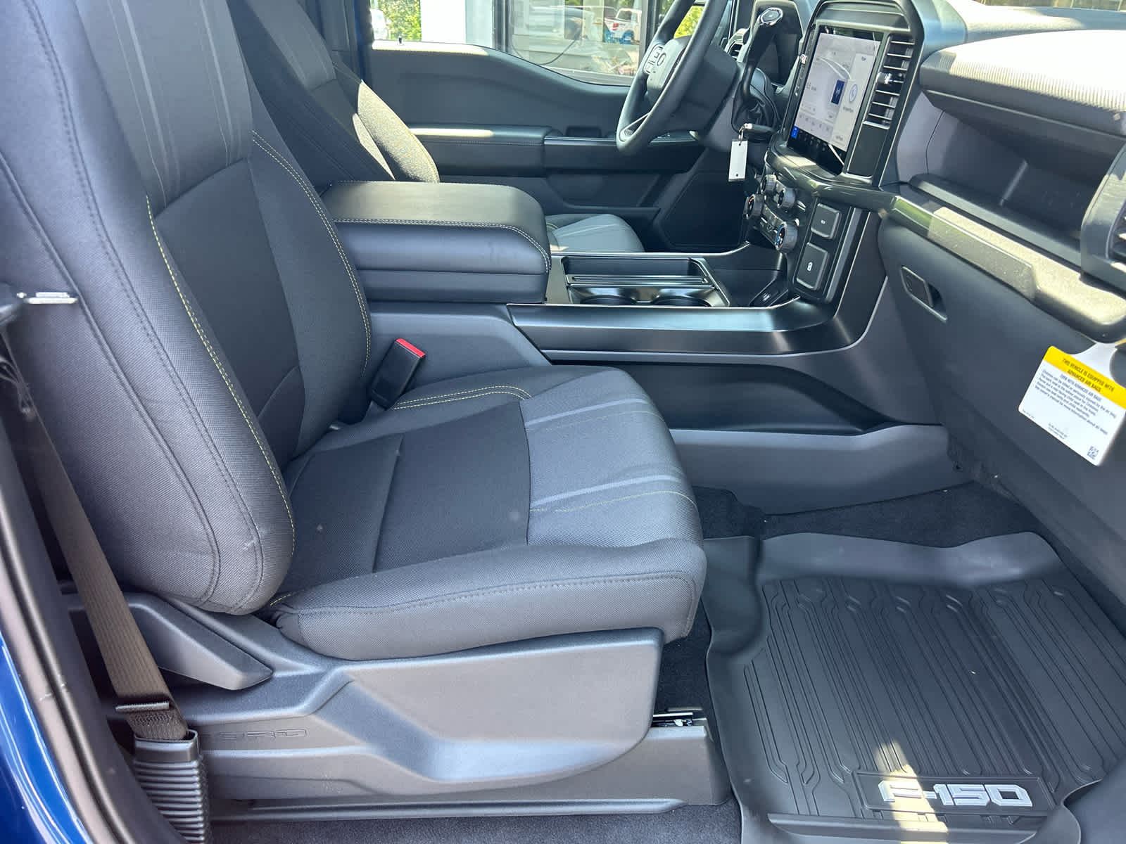 2025 Ford F-150 STX photo 19